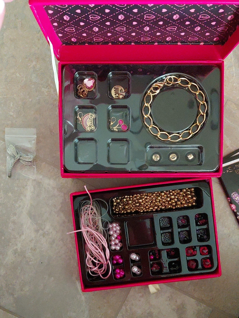 Juicy Couture Glamour Jewlery Box Bracelet Making